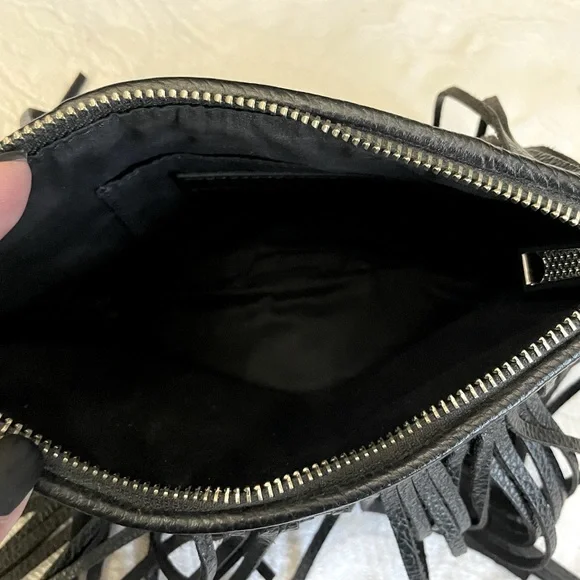 NEW! HTF Rebecca Minkoff FRINGE Crossbody!🖤 - Picture 5 of 10